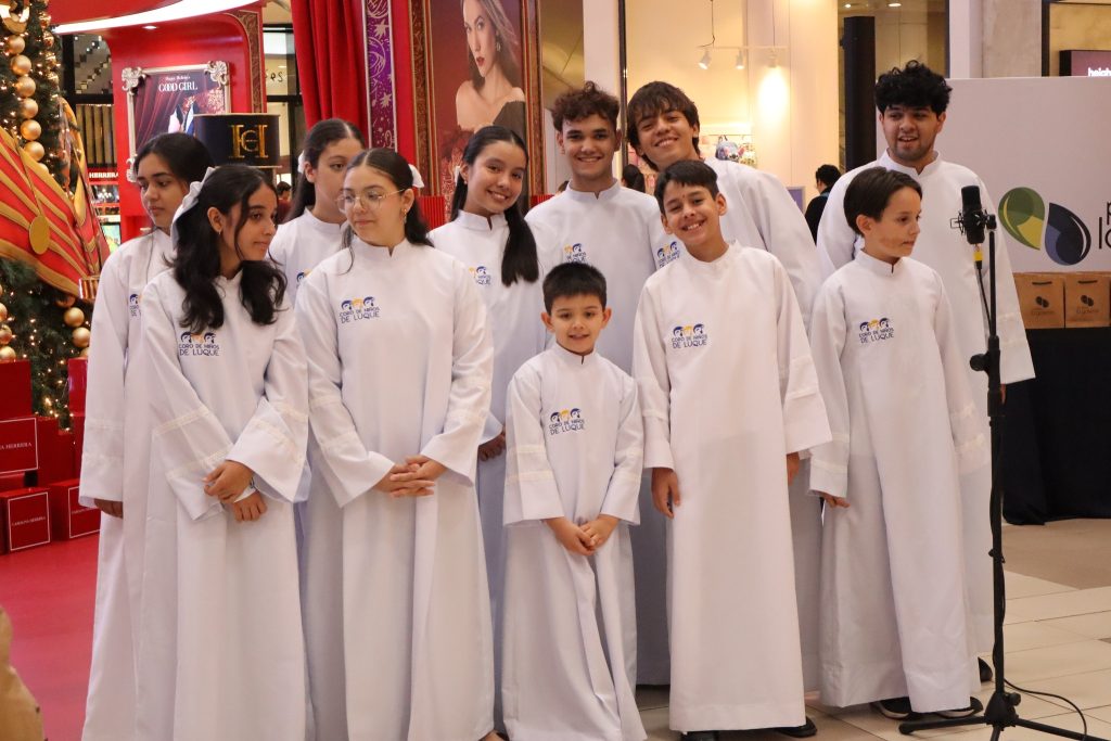 Niños fundación mario lopez estrada